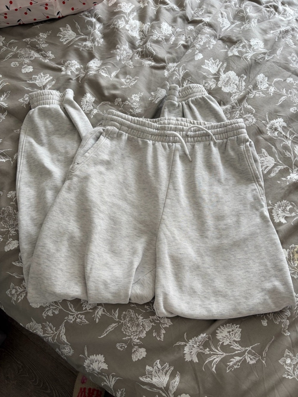H&M Light Gray Sweat Joggers with Drawstring